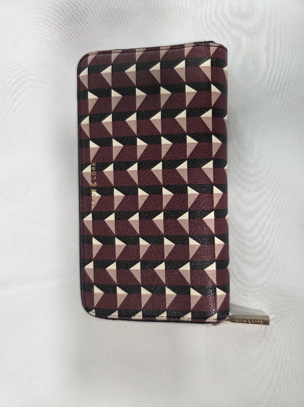 Love & Lore Geometric Zip Around Wallet